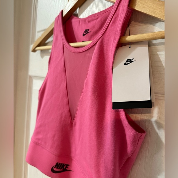 Nike women’s Tight Fit Sportswear cropped tank top. Pink XS NWT. Sport Tight Fit - Picture 8 of 9